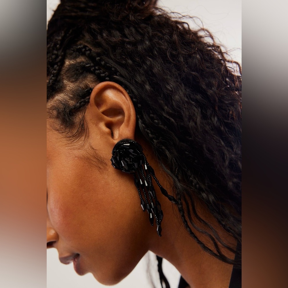 NWT Free People Stella Dangle Earrings in Black New $40